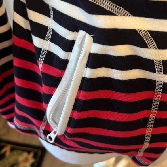 T by TALBOTS Women’s zip up lightweight hooded jacket P - Picture 5 of 12